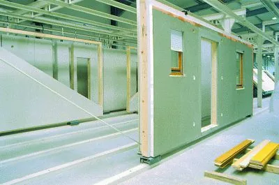 Elementos de pared en la línea de producción